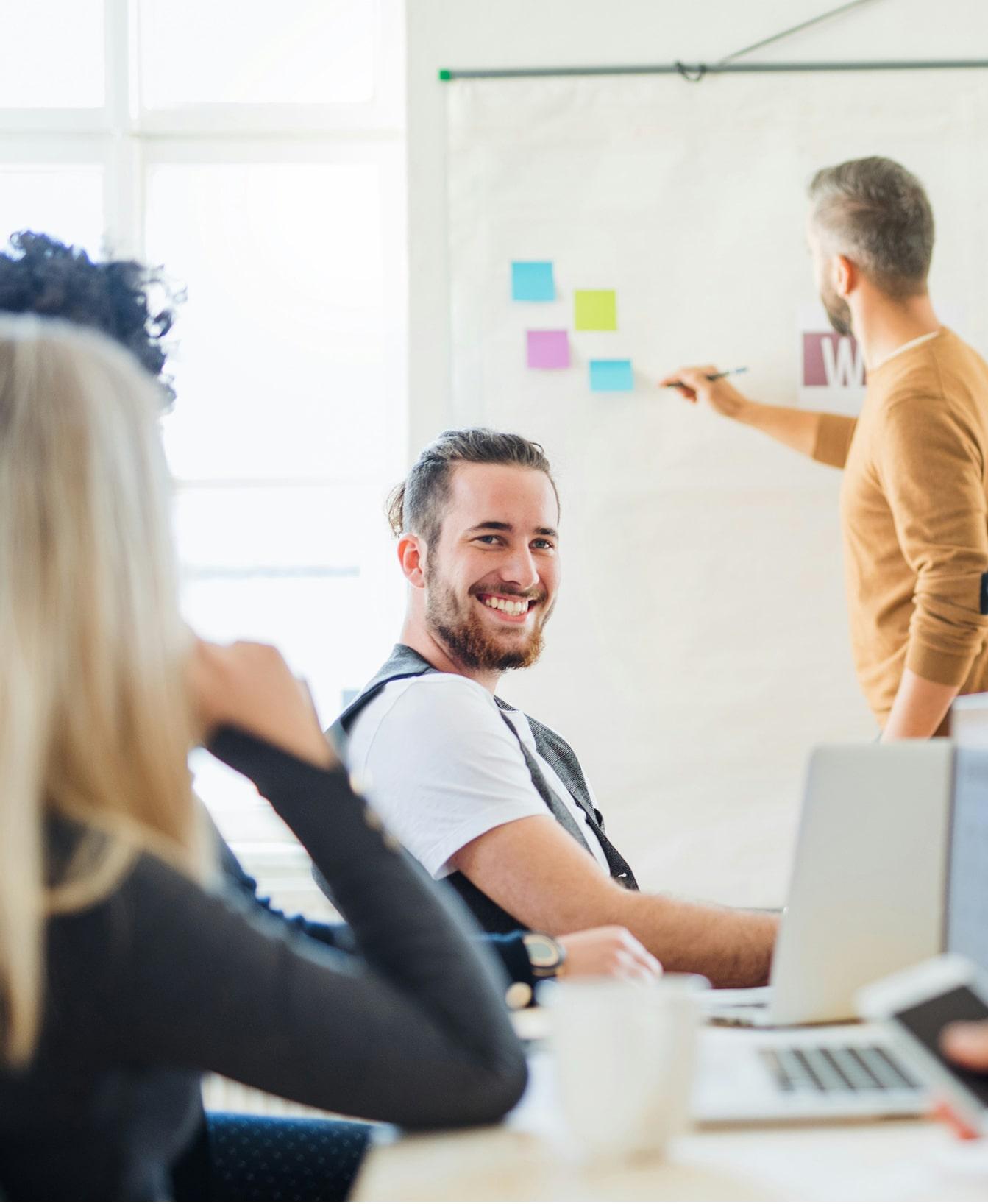 ai_ai-enabled-development-teams_01_text-with-image