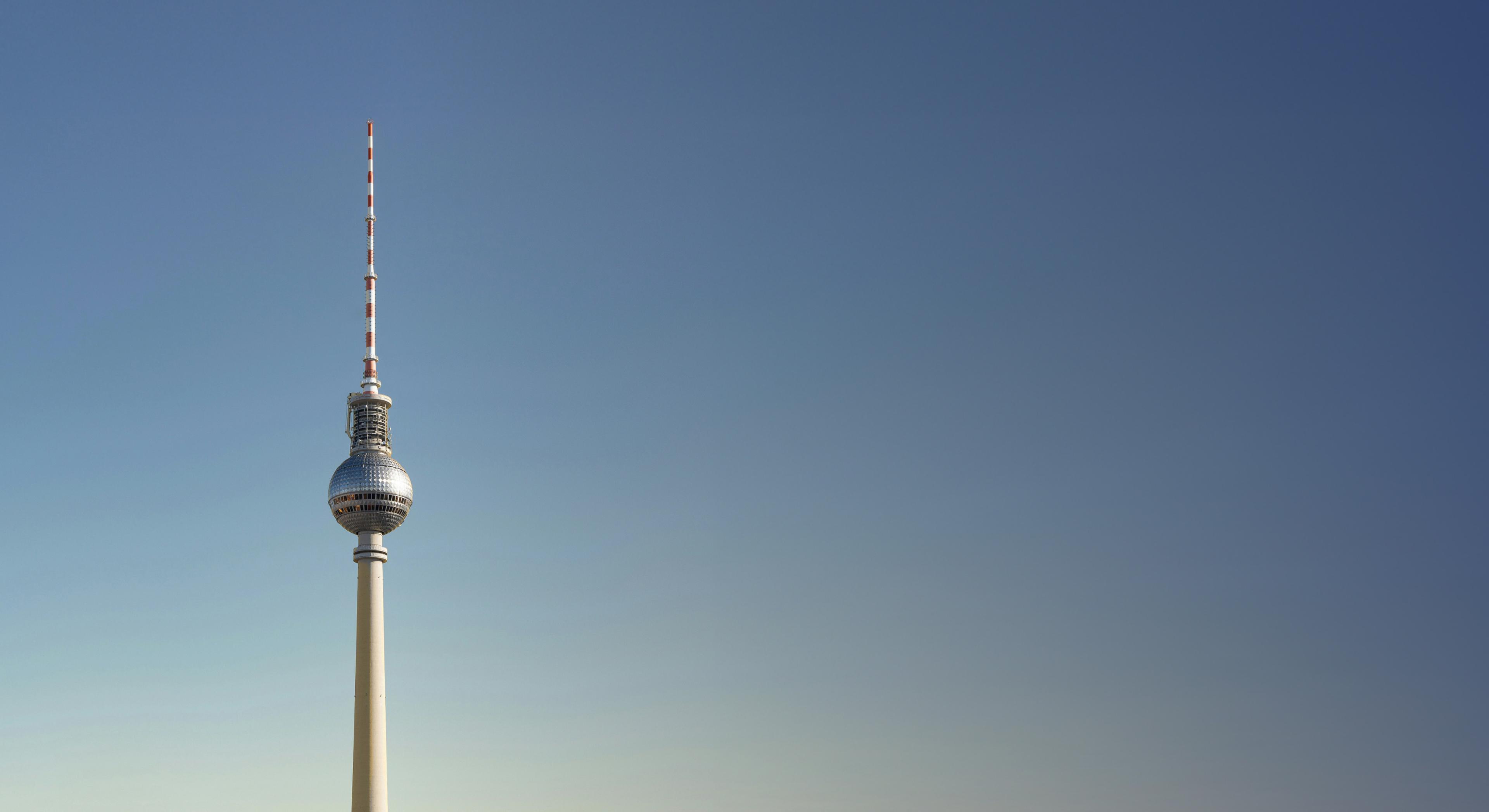 de_cto-as-a-service_04_cta with blur